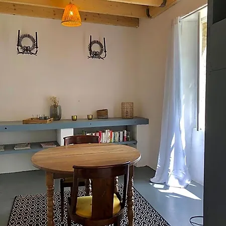 D'hôtes La Grange Alojamento de Acomodação e Pequeno-almoço 3*